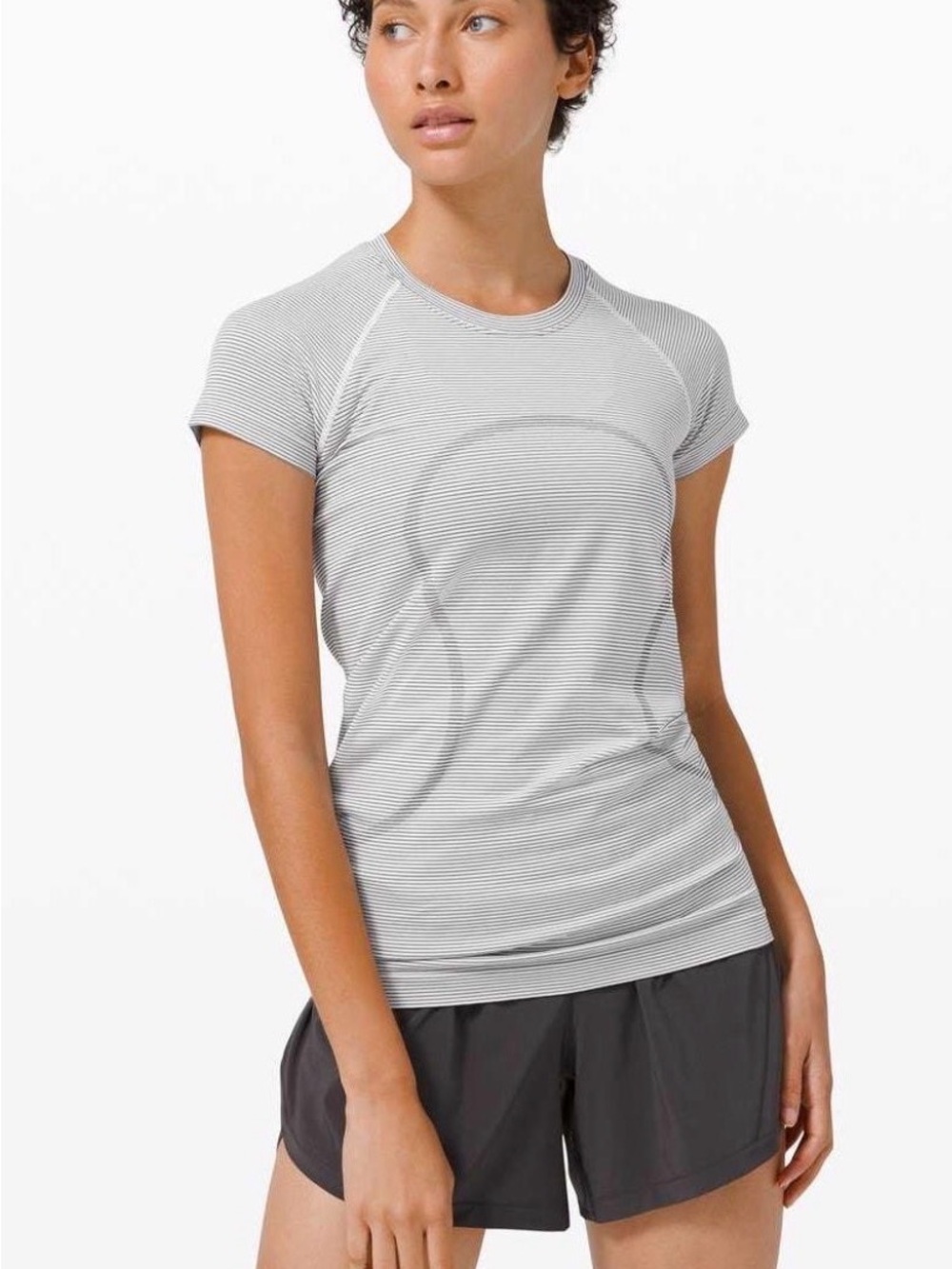 NWOT LULULEMON TEWH/BLK White Black Stripe Swiftly Tech SS 2.0 Crew Top 8